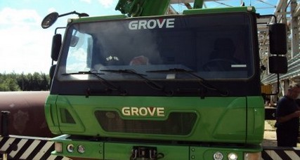  Grove GMK 3055 